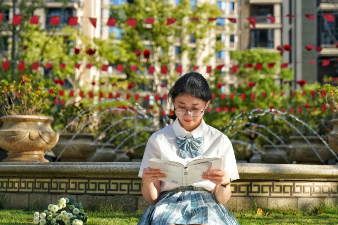 16796451894560605dhW.jpg 16796451894560605dhW.jpg